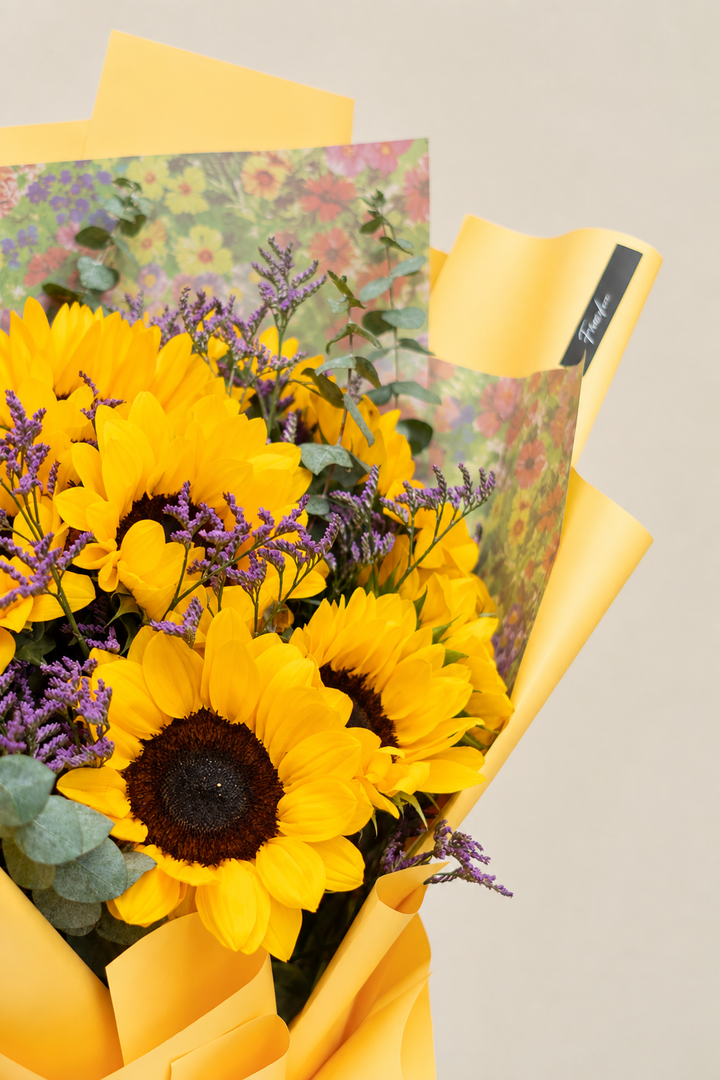 Ramo de 12 girasoles, otra vista – Frodia Flowers